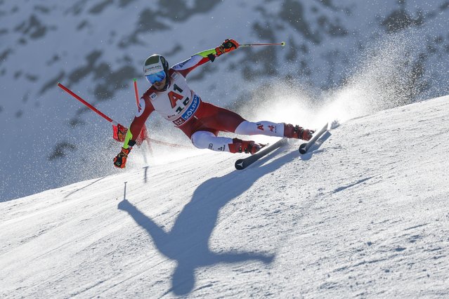 Austria's Manuel Feller speeds down the course during an alpine ski, men's World Cup giant slalom, in Soelden, Austria, Sunday, October 27, 2024. (Photo by Alessandro Trovati/AP Photo)