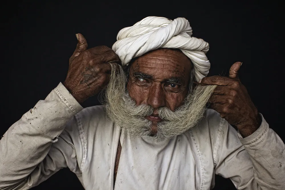 ALL 2012 National Geographic Traveler Photo Contest – in HIGH RESOLUTION. Part 4: “Travel Portraits”, Weeks 1-6