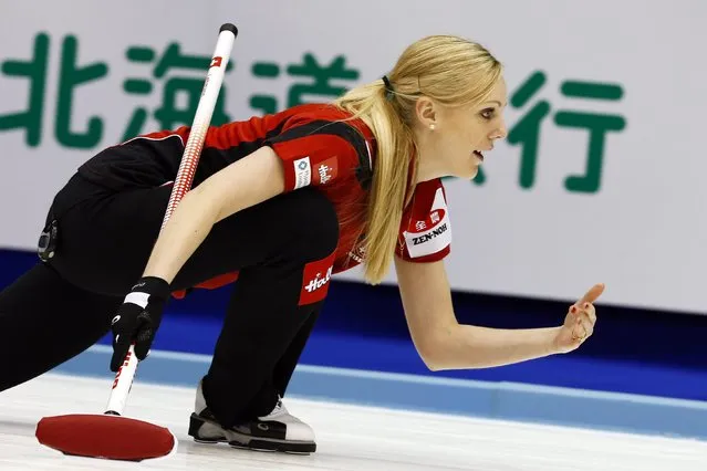 Switzerland's Nadine Lehmann instructs her team mates during their curling round robin game against Germany at the World Women's Curling Championships in Sapporo March 15, 2015. (Photo by Thomas Peter/Reuters)