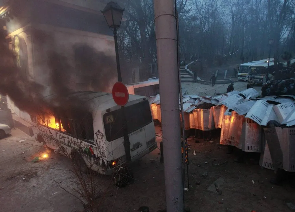 Ukraine Protests Turn Into Fiery Street Battles
