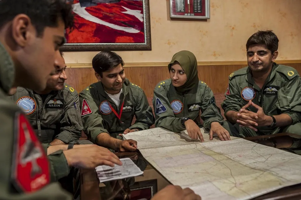 Pakistan's Female Top Gun