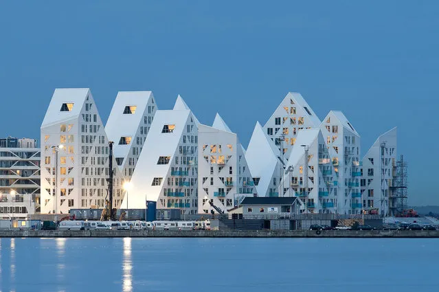 The Iceberg By CEBRA + JDS + SeARCH + Louis Paillard Architects