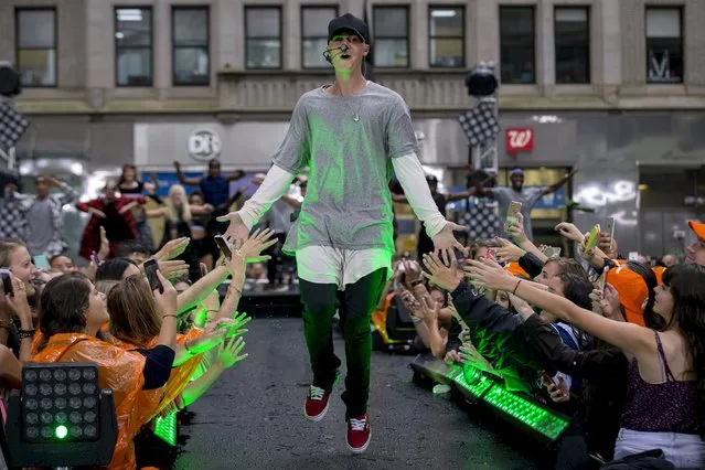 Singer Justin Bieber performs on NBC's “Today” show in New York September 10, 2015. (Photo by Brendan McDermid/Reuters)