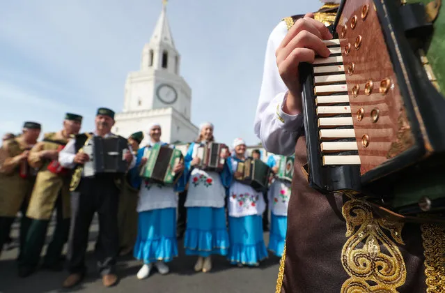 A celebration of Kazan City Day and Tatarstan Republic Day in Kazan, Russia on August 30, 2020. Events marking the centenary of the foundation of the Tatar Autonomous Soviet Socialist Republic (TASSR) are to be held as part of the celebration. (Photo by Yegor Aleyev/TASS)