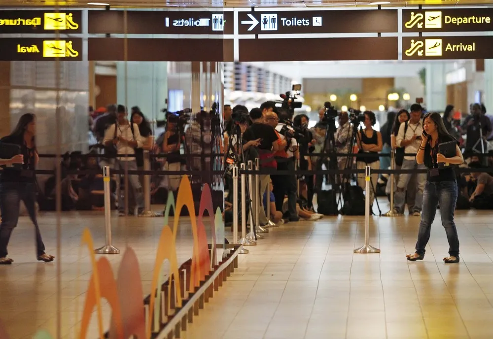 AirAsia Indonesia Flight QZ8501 to Singapore Missing