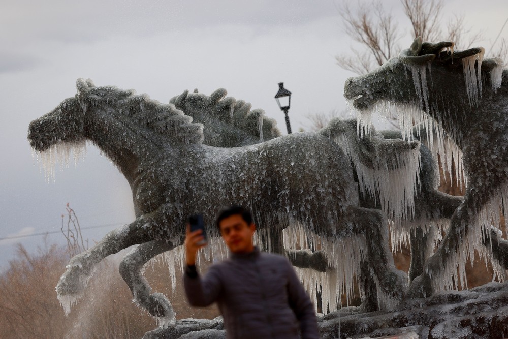 Pictures of the Year 2025, Part 005/171