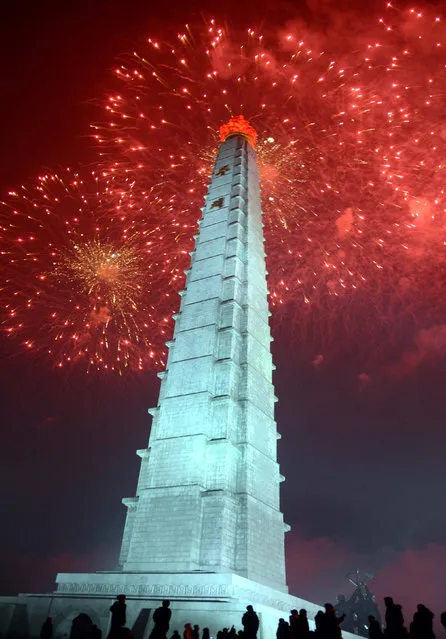 Fireworks are seen above Pyongyang, North Korea on New Year day in this photo provided by KCNA in Pyongyang on January 1, 2017. (Photo by Reuters/KCNA)