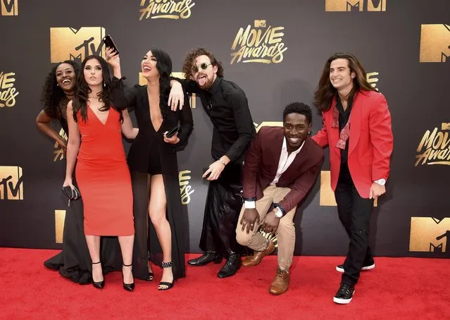 The Real World Season 31 cast arrives at the 2016 MTV Movie Awards in Burbank, California April 9, 2016. (Photo by Phil McCarten/Reuters)