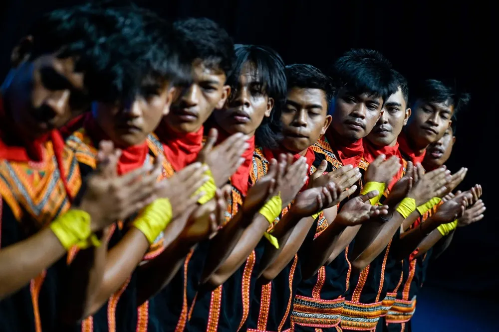 A Look at Life in Indonesia, Part 2/2