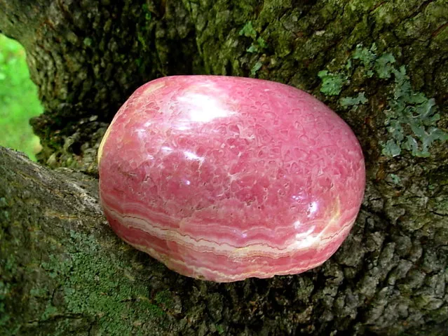 Rhodochrosite - The Mineral And Gemstone Kingdom