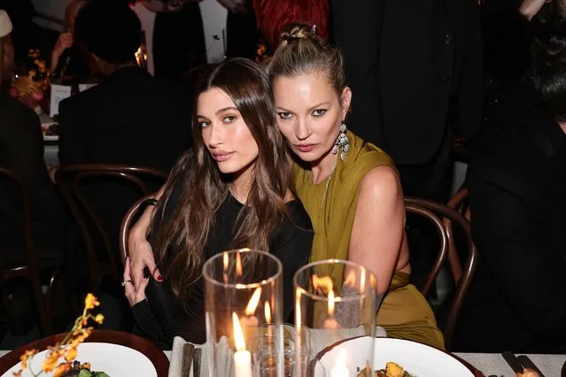 (L-R) American model Hailey Bieber and Kate Moss attend the WSJ. Magazine 2022 Innovator Awards at the Museum of Modern Art on November 02, 2022 in New York City. (Photo by Jamie McCarthy/Getty Images for WSJ. Magazine Innovators Awards)