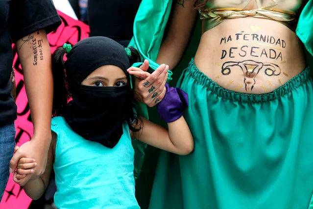 Supporters of the legalization of abortion take part in a demonstration in the framework of the International Safe Abortion Day, in Guadalajara, Mexico on September 28, 2020. (Photo by Ulises Ruiz/AFP Photo)
