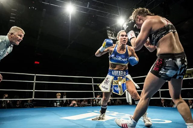Swedish Mikaela Lauren, left, and German Jennifer Retzke in action during their WBC World super welterweight title match in ABB Arena Nord in Vasteras, Sweden, on Nov. 28, 2015. Lauren won the match. (Photo by Per Knutsson/Reuters/TT News Agency)