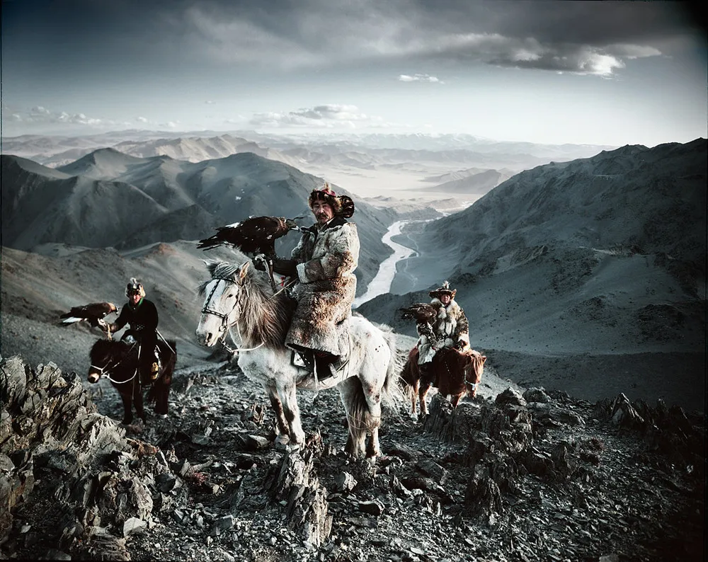 Fine Horses and Fierce Eagles are the wings of the Kazakh