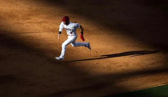 Los Angeles Angels third baseman Taylor Ward runs against the Houston Astros during the game at Angel Stadium in Anaheim, California, August 1, 2020. (Photo by Angels Baseball/Pool Photo via USA TODAY Network)