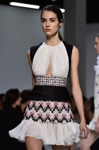 A model walks the runway during the Giambattista Valli Spring Summer 2016 show as part of Paris Fashion Week on January 25, 2016 in Paris, France. (Photo by Pascal Le Segretain/Getty Images)