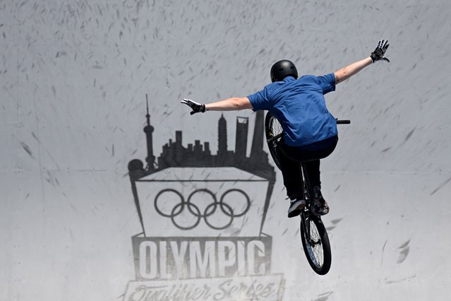 Hannah Roberts of the USA competes in the women's cycling BMX freestyle park qualification during the Olympic Qualifier Series for breaking, BMX freestyle, skateboarding, and sport climbing events ahead of the Paris 2024 Olympic and Paralympic Games, in Shanghai on May 17, 2024. (Photo by Wang Zhao/AFP Photo)