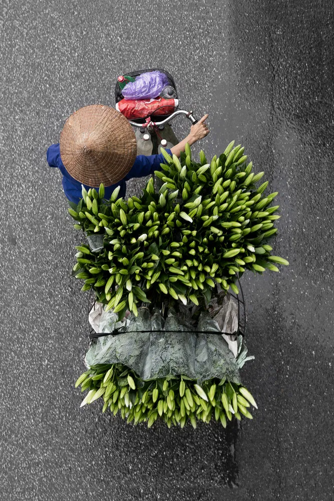 Vietnam's Street Vendors – View from Above