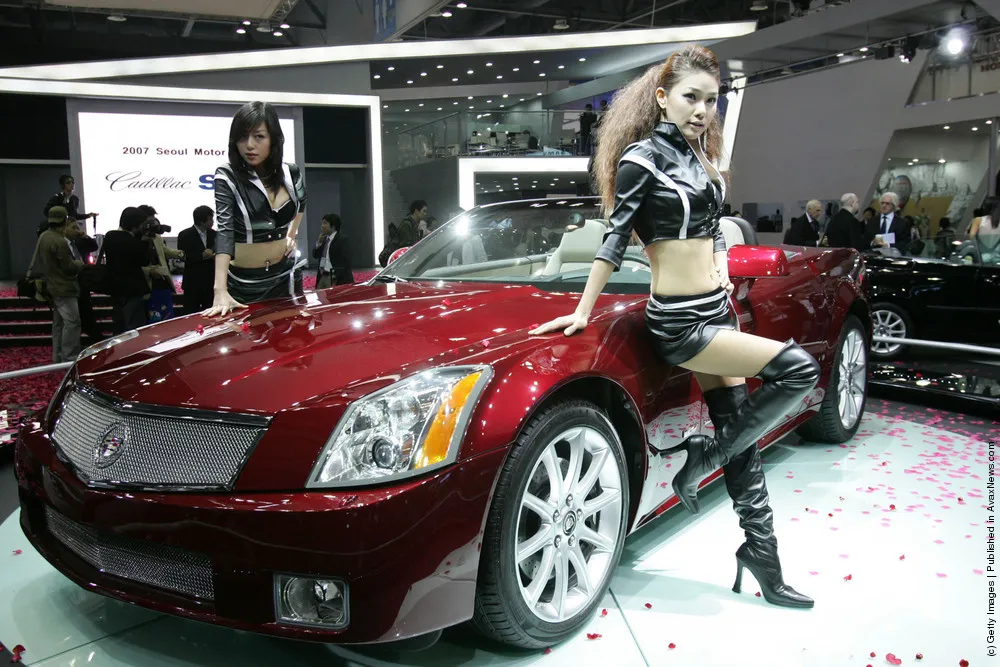 Sexy Models On Auto Shows. Part I