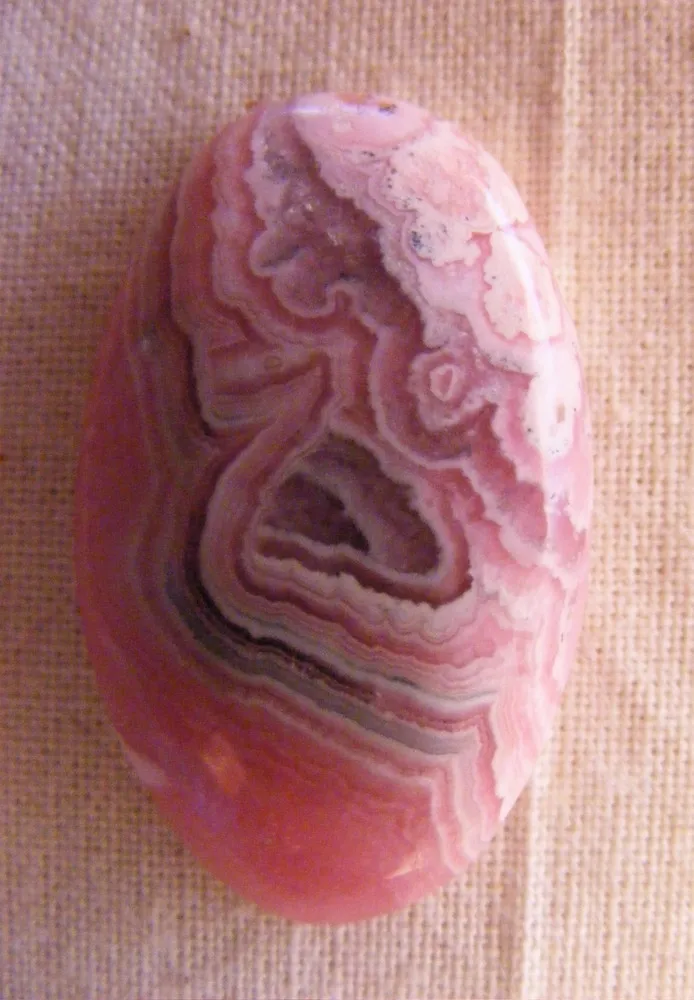 Rhodochrosite – the Mineral and Gemstone Kingdom