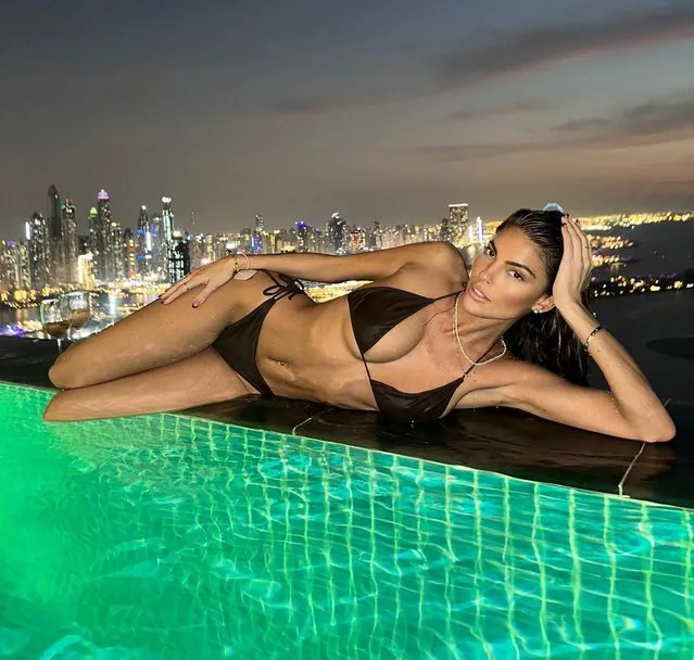 Rebecca Gormley looked sensational as she stripped off to a black bikini in Dubai in the last decade of November 2022. Rebecca, 24, who rose to fame on the dating show in 2020, flashed her toned abs and underboob. (Photo by Instagram)