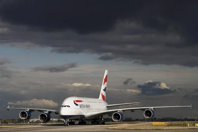 A British Airways Airbus A380 aircraft taxis at Heathrow Airport near London, Britain October 11, 2016. (Photo by Stefan Wermuth/Reuters)