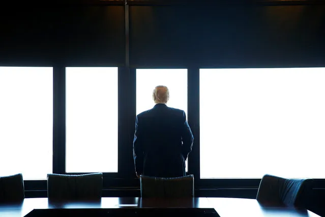 Donald Trump looks out at Lake Michigan during a visit to the Milwaukee County War Memorial Center in Milwaukee, Wisconsin August 16, 2016. (Photo by Eric Thayer/Reuters)