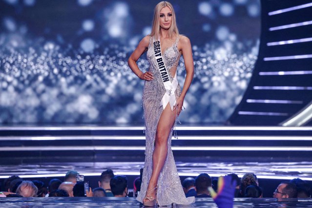 Miss Great Britain, Emma Collingridge, presents herself on stage during the preliminary stage of the 70th Miss Universe beauty pageant in Israel's southern Red Sea coastal city of Eilat on December 10, 2021. (Photo by Menahem Kahana/AFP Photo)