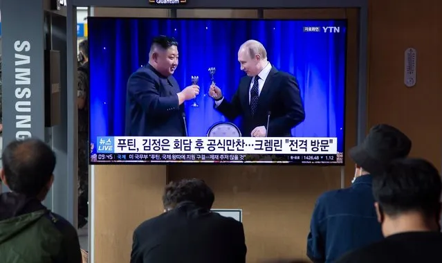 People watch a news segment detailing North Korean Leader Kim Jong-un's visit to Russia; at a station in Seoul, South Korea, 12 September 2023. According to North Korea's state-run media, North Korean leader Kim Jong-un is travelling by train to Russia to meet with Russian President Vladimir Putin. (Photo by Jeon Heon-Kyun/EPA/EFE)