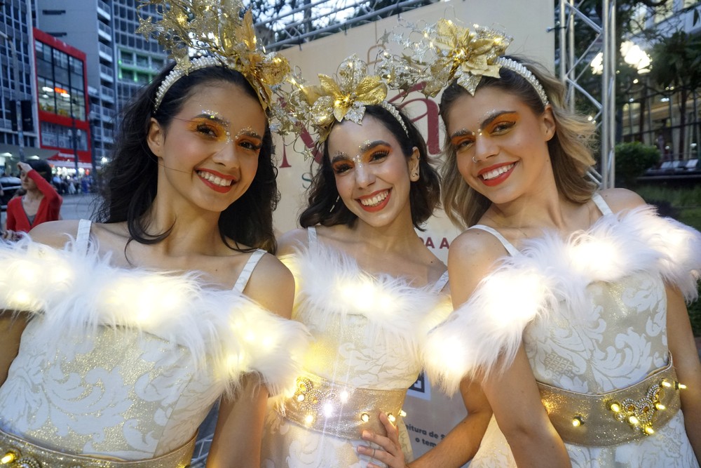 Pictures of the Year 2023, Part 215-2/224