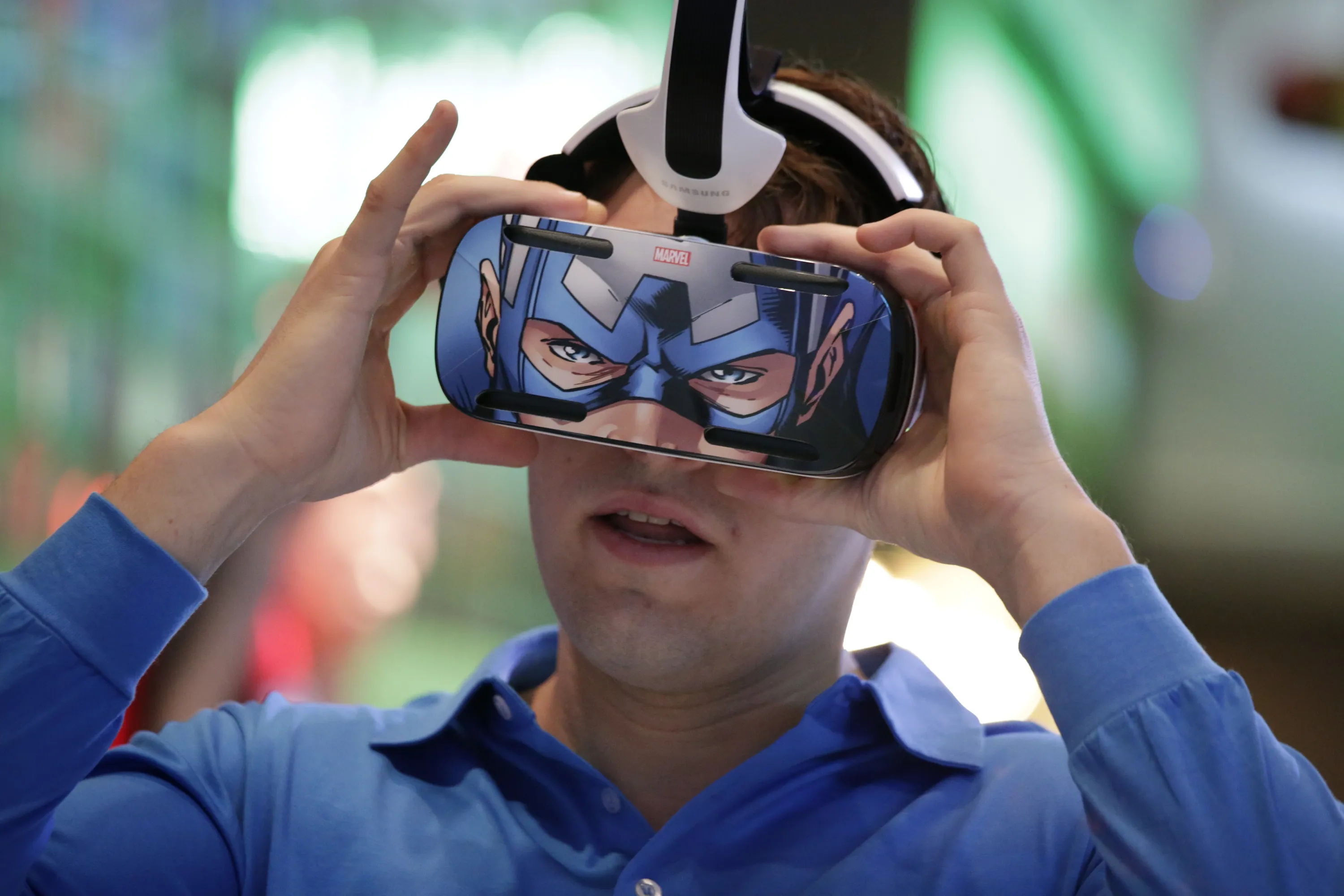 Виар про очки. Очки виртуальной реальности. Умные очки виртуальной реальности. Очки виртуальной реальности Apple. Самые крутые гаджеты.