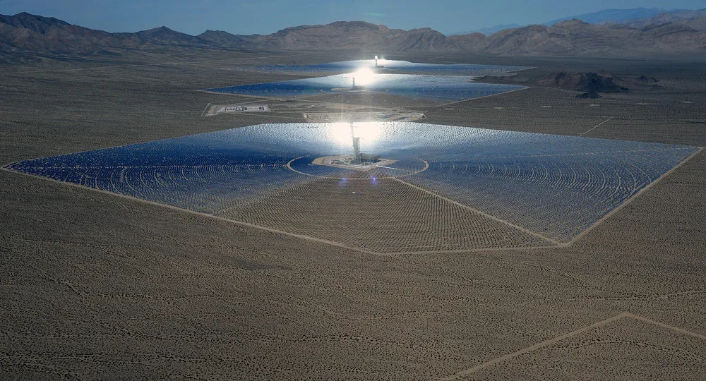 Massive Solar Electricity Plant Provides Power to California Homes