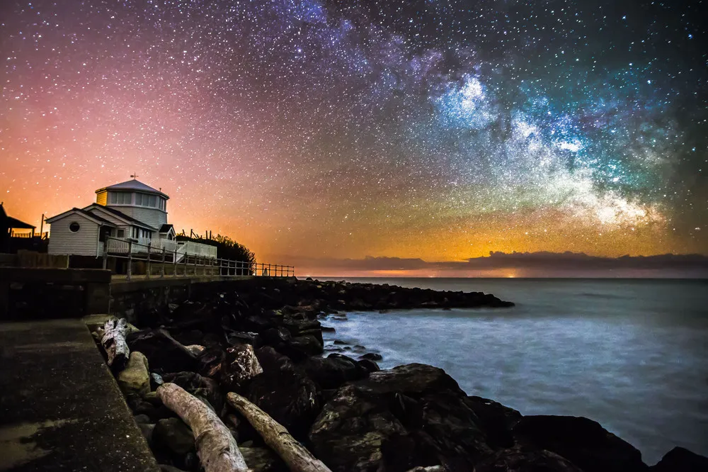 Stunning Milky Way Formation Above the Isle of Wight