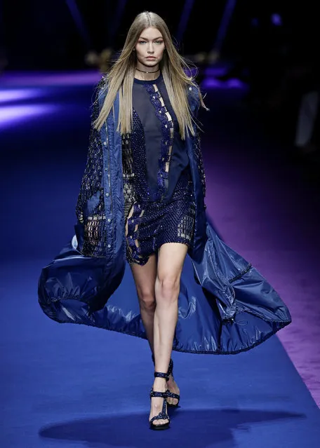 Model Gigi Hadid presents a creation at the Versace fashion show during Milan Fashion Week Spring/Summer 2017 in Milan, Italy, September 23, 2016. (Photo by Max Rossi/Reuters)