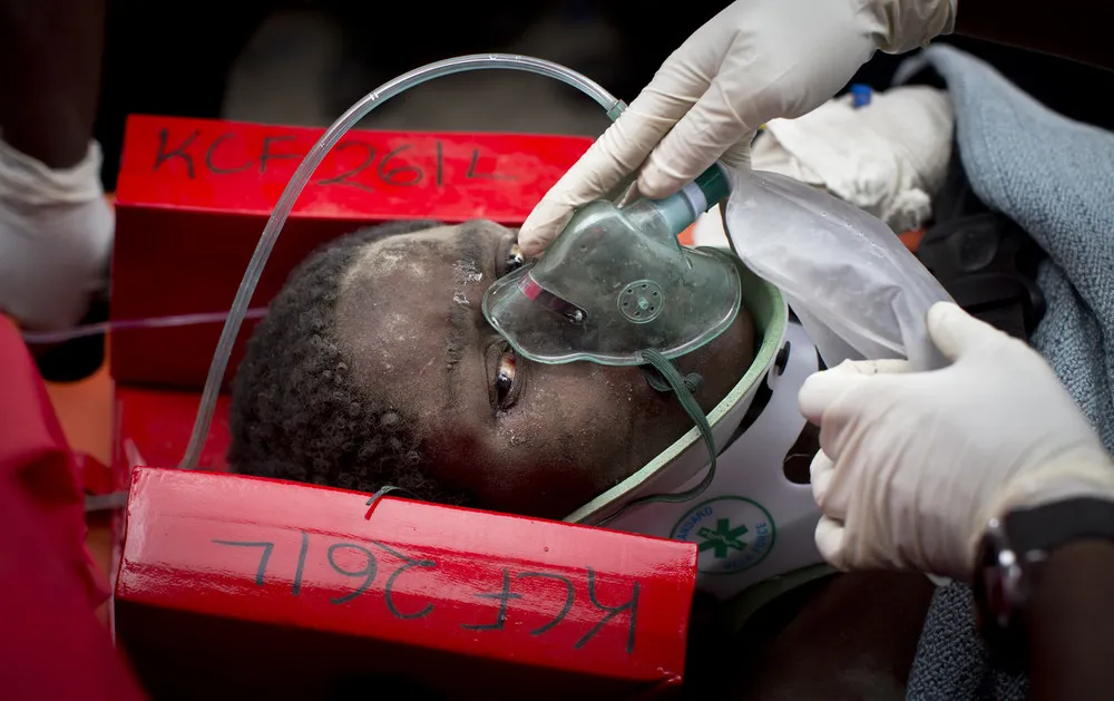 The Day in Photos – May 6, 2016