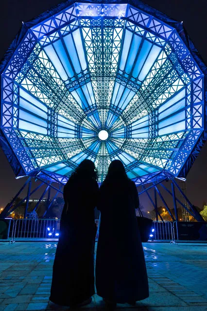 An art installation called «The Cupola» is seen during the Noor Riyadh light and art festival, by the Royal Commission for Riyadh City on March 20, 2021. The event includes more than 60 art works around Riyadh, Saudi Arabia. (Photo by Ashraf Jamali/Noor Festival/AFP Photo)