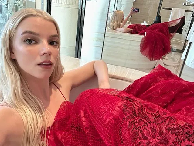 In Paris for fashion week, actress Anya Taylor-Joy utilizes the hotel's bathroom for a photo op in the last decade of January 2024. (Photo by Anya Taylor/Instagram)
