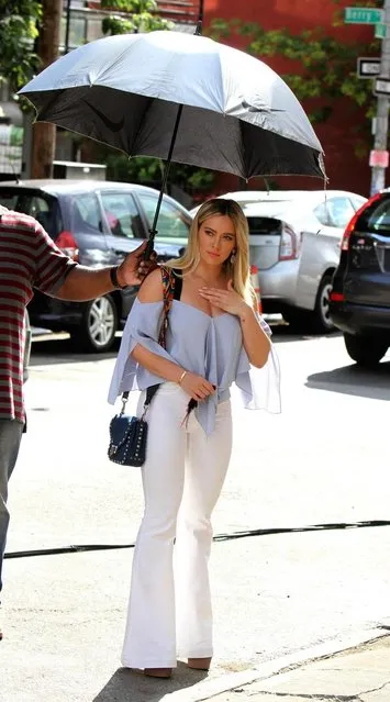 Hilary Duff wraps up filming Season 4 on the Younger set in Brooklyn. New York City, NY on Monday June 26, 2017. (Photo by JP/PacificCoastNews)