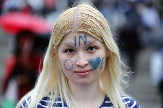 A pro-European Union protester gathers in Trafalgar Square, London, Britain, June 28, 2016. (Photo by Paul Hackett/Reuters)