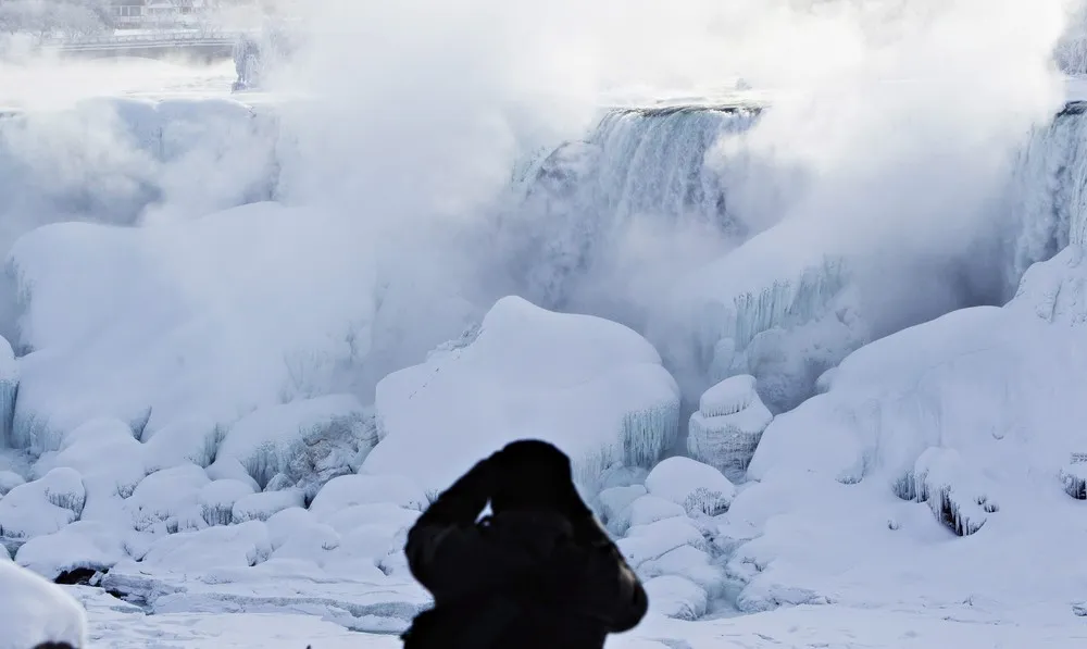 Niagara Falls Transformed into Icy Spectacle