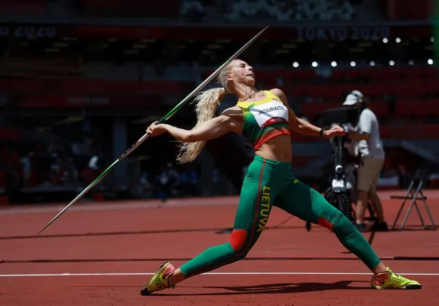 Lithuania's Liveta Jasiunaite competes in the women's javelin throw qualification during the Tokyo 2020 Olympic Games at the Olympic Stadium in Tokyo on August 3, 2021. (Photo by Kai Pfaffenbach/Reuters)