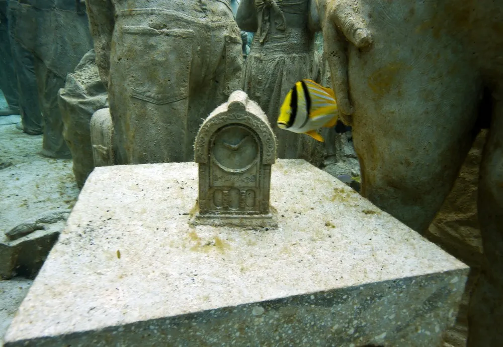 Underwater Sculpture, Part 1: “The Silent Evolution”