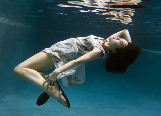 The Sun magazine's under water fashion shoot with resort style clothes, March 25, 2014. (Photo by Lloyd Fox/Sun Photographer)