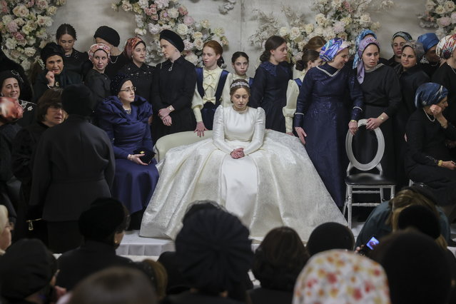 Chaya Nechama Glanz (C), the great-granddaughter of Grand Rabbi Aron Teitelbaum, greets her guests before her marriage ceremony in the Brooklyn borough of New York, New York, USA, 04 December 2025. The Satmar Hasidic community, led by Grand Rabbi Aron Teitelbaum, is known for its strict adherence to traditional Jewish law and its theological opposition to the modern State of Israel. (Photo by Sarah Yenesel/EPA)