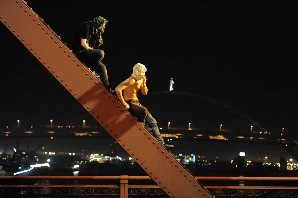 The Day in Photos – November 12, 2016