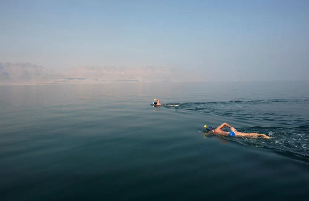 Swimmers Cross Dead Sea for First Time