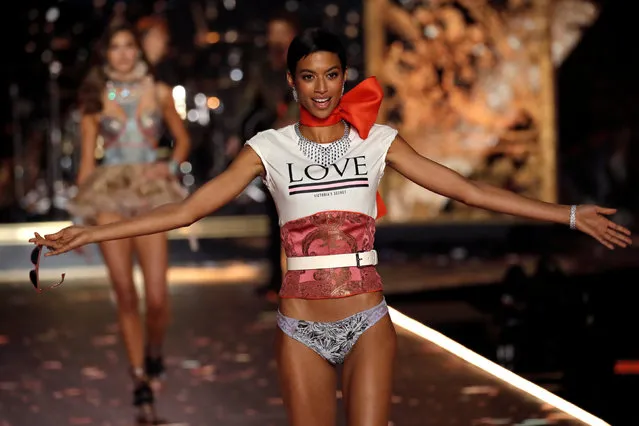 A model presents a creation during the 2018 Victoria's Secret Fashion Show in New York City, New York, U.S., November 8, 2018. (Photo by Mike Segar/Reuters)