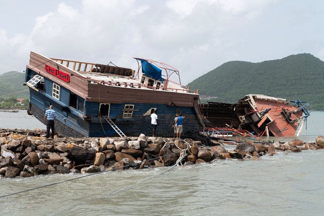 The “pirate” party boat The Pearl is stuck on rocks after Hurricane Beryl passed in Gros Islet, St. Lucia on July 2, 2024. (Photo by Jarmal Mc lennon/Reuters)