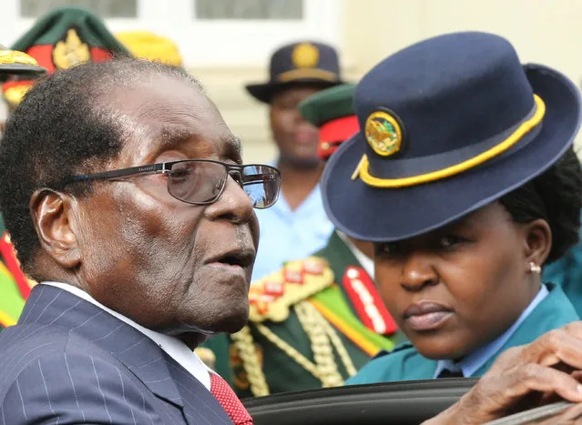 President Robert Mugabe leaves after delivering his State Of the Nation address at Parliament in Harare, Zimbabwe, December 6, 2016. (Photo by Philimon Bulawayo/Reuters)
