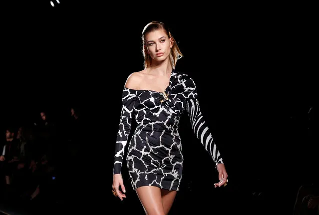 A model walks the runway at the Versace Pre-Fall 2019 Runway Show on December 2, 2018 in New York City. (Photo by Allison Joyce/Reuters)